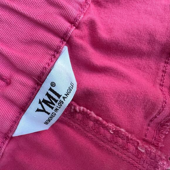 YMI 2X Pink Denim High Waisted Shorts Frayed Hem NWT - Picture 6 of 7